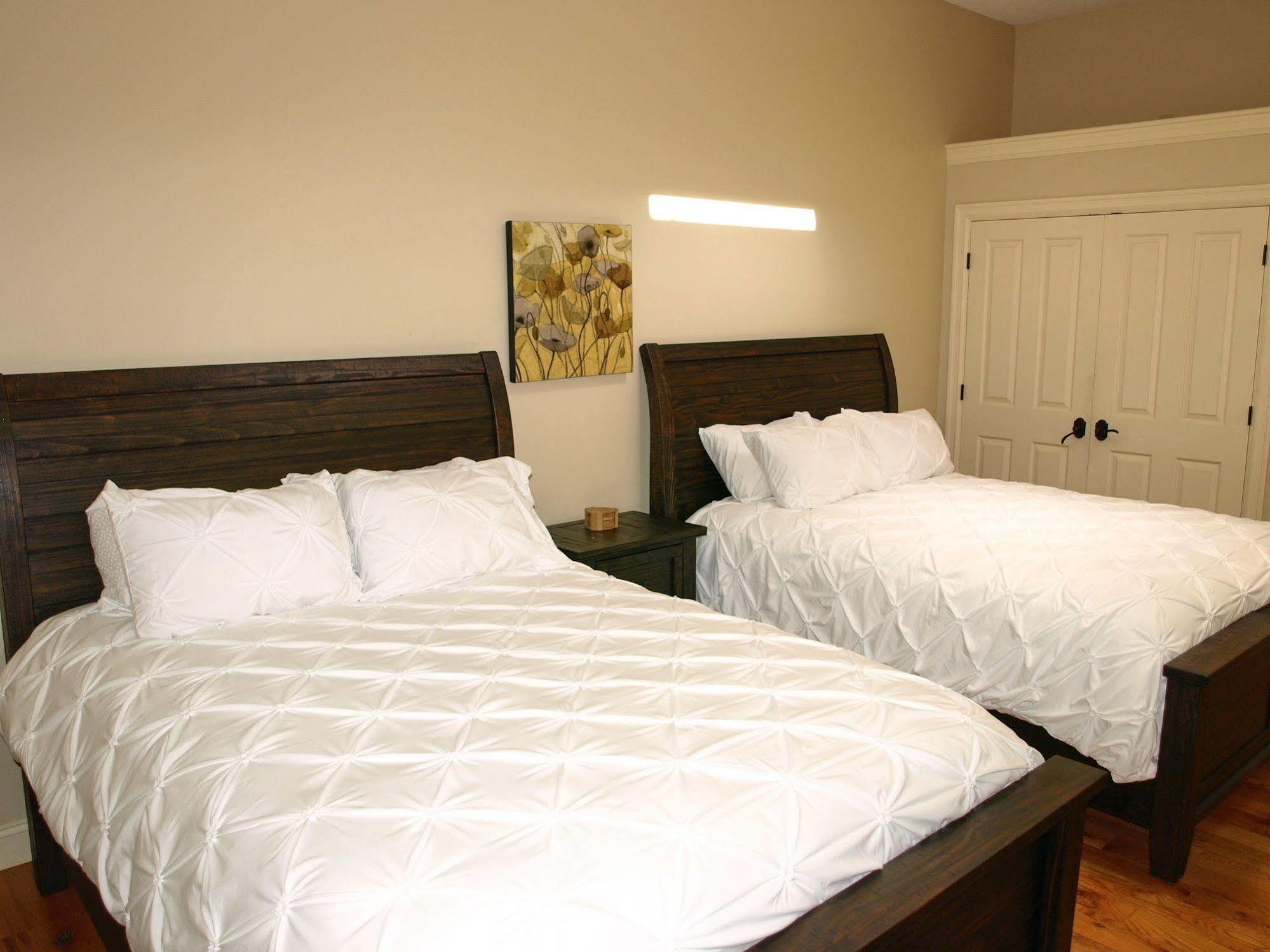 Cornerstone Inn Washington Esterno foto